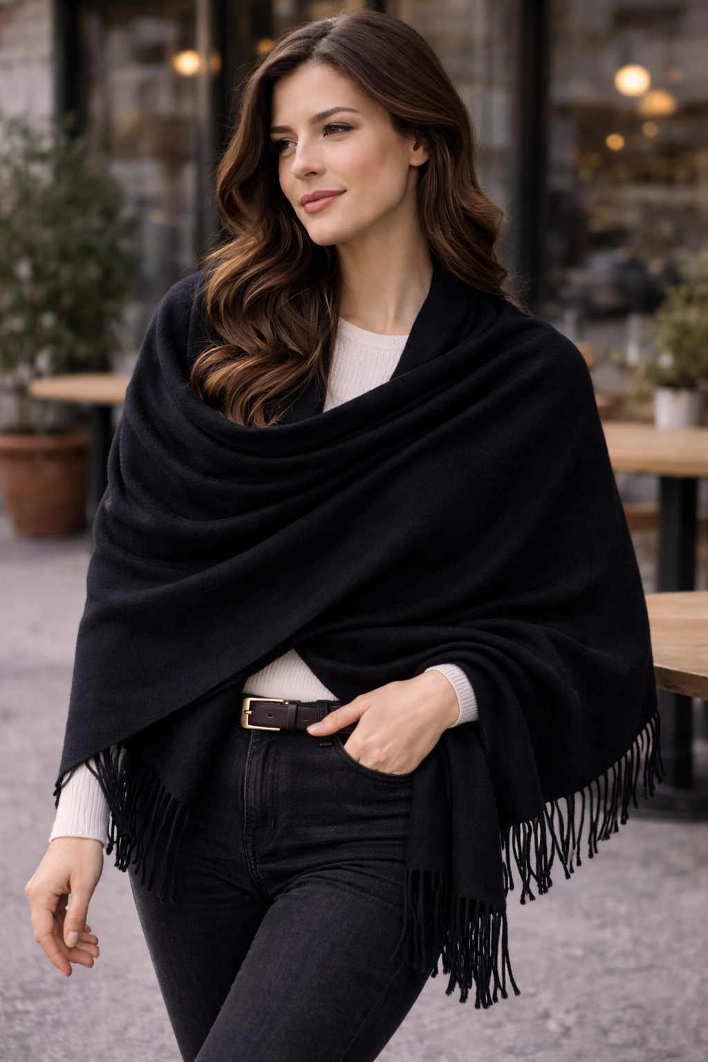 HOODE Shawl – Black